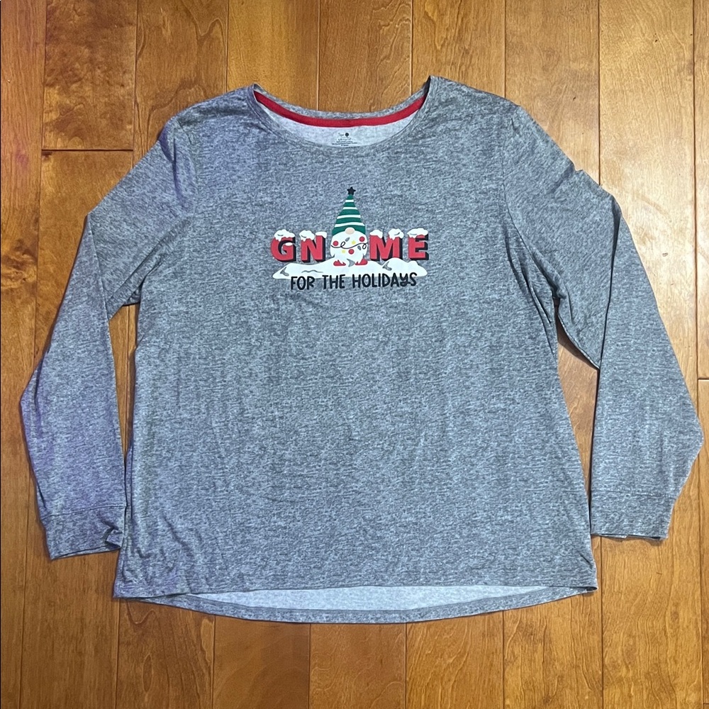 Secret Treasures Heather Gray Gnome for the Holidays Long Sleeve Pajama Top Holi